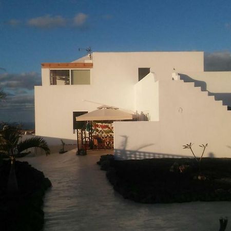 Alma En El Mar Apartman Tinajo Kültér fotó