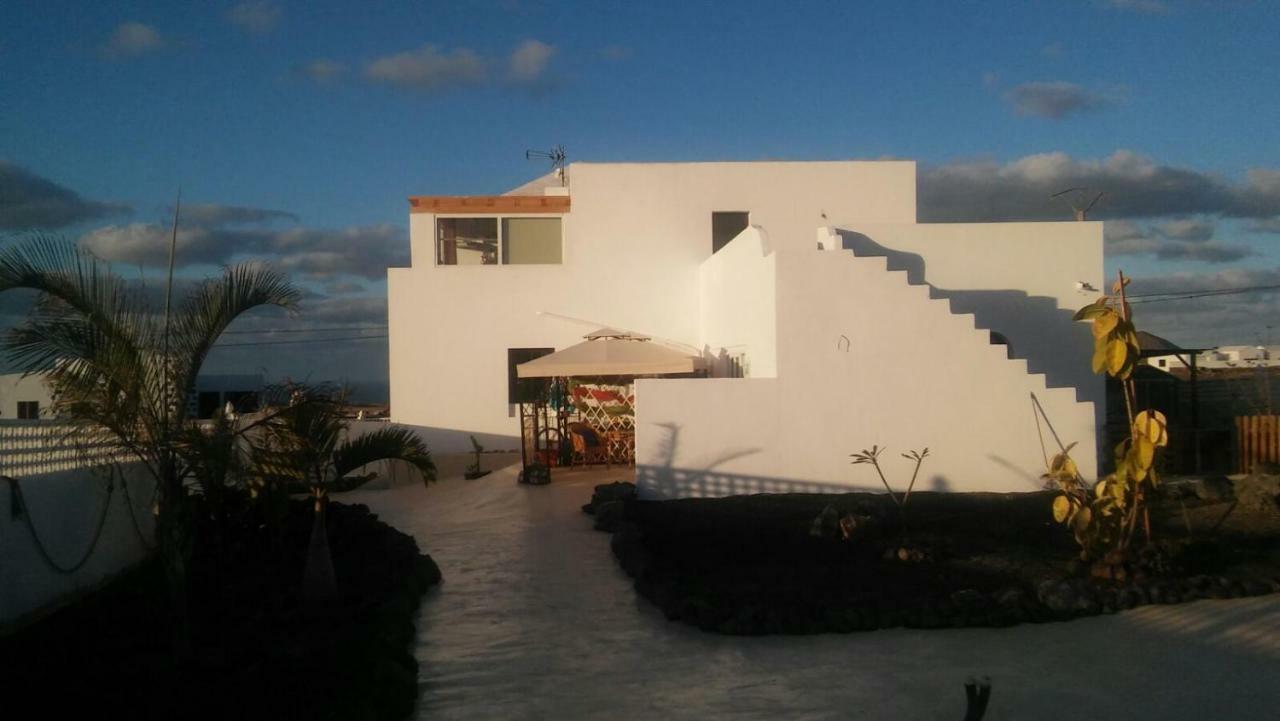 Alma En El Mar Apartman Tinajo Kültér fotó