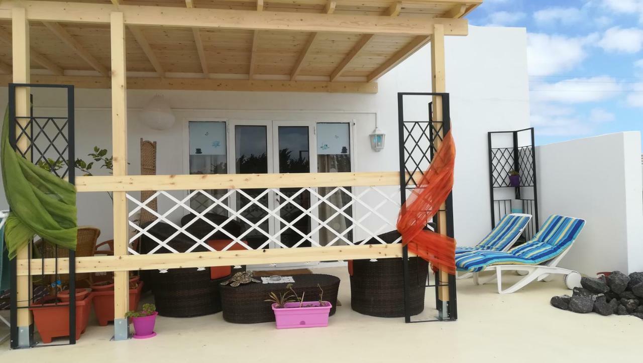 Alma En El Mar Apartman Tinajo Kültér fotó