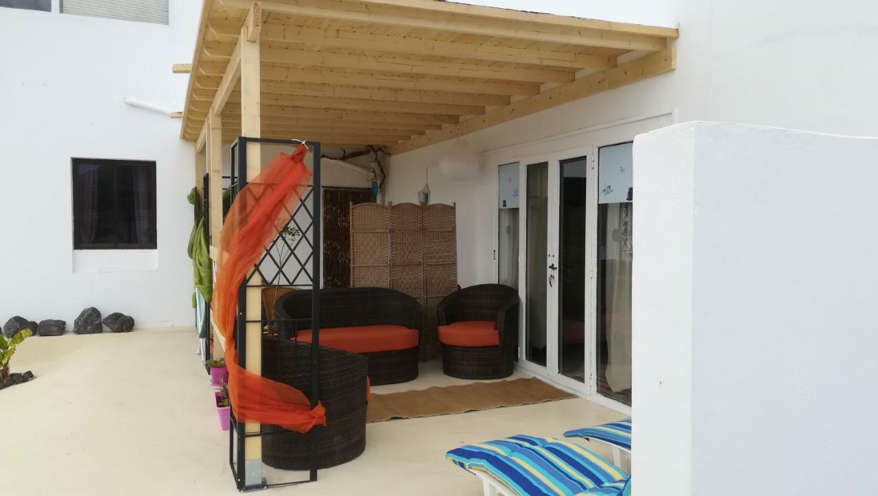 Alma En El Mar Apartman Tinajo Kültér fotó